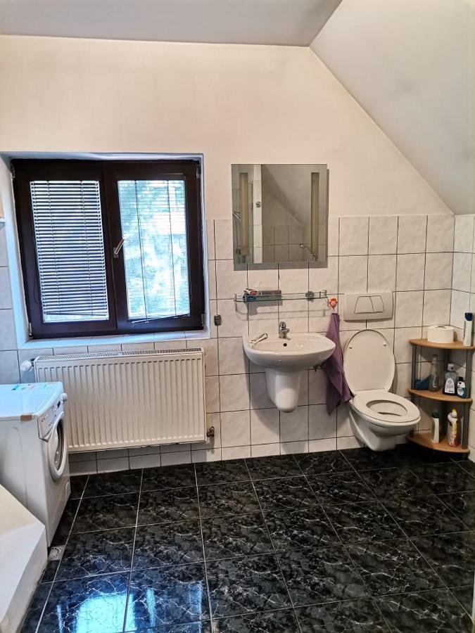 Anh' Private Rooms For Tourist Bratislava Eksteriør bilde