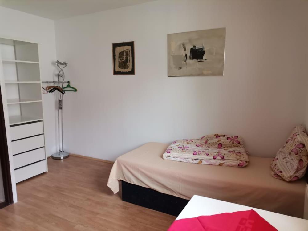 Anh' Private Rooms For Tourist Bratislava Eksteriør bilde