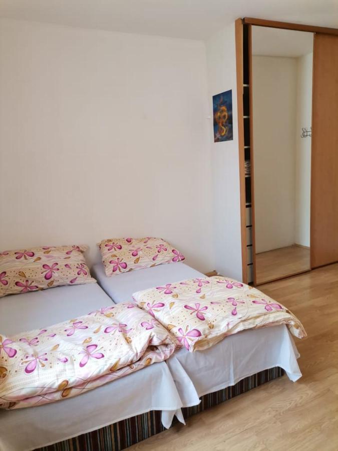 Anh' Private Rooms For Tourist Bratislava Eksteriør bilde